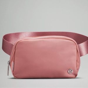 ululemon Pink Pastel Everyday Belt Bag NEW